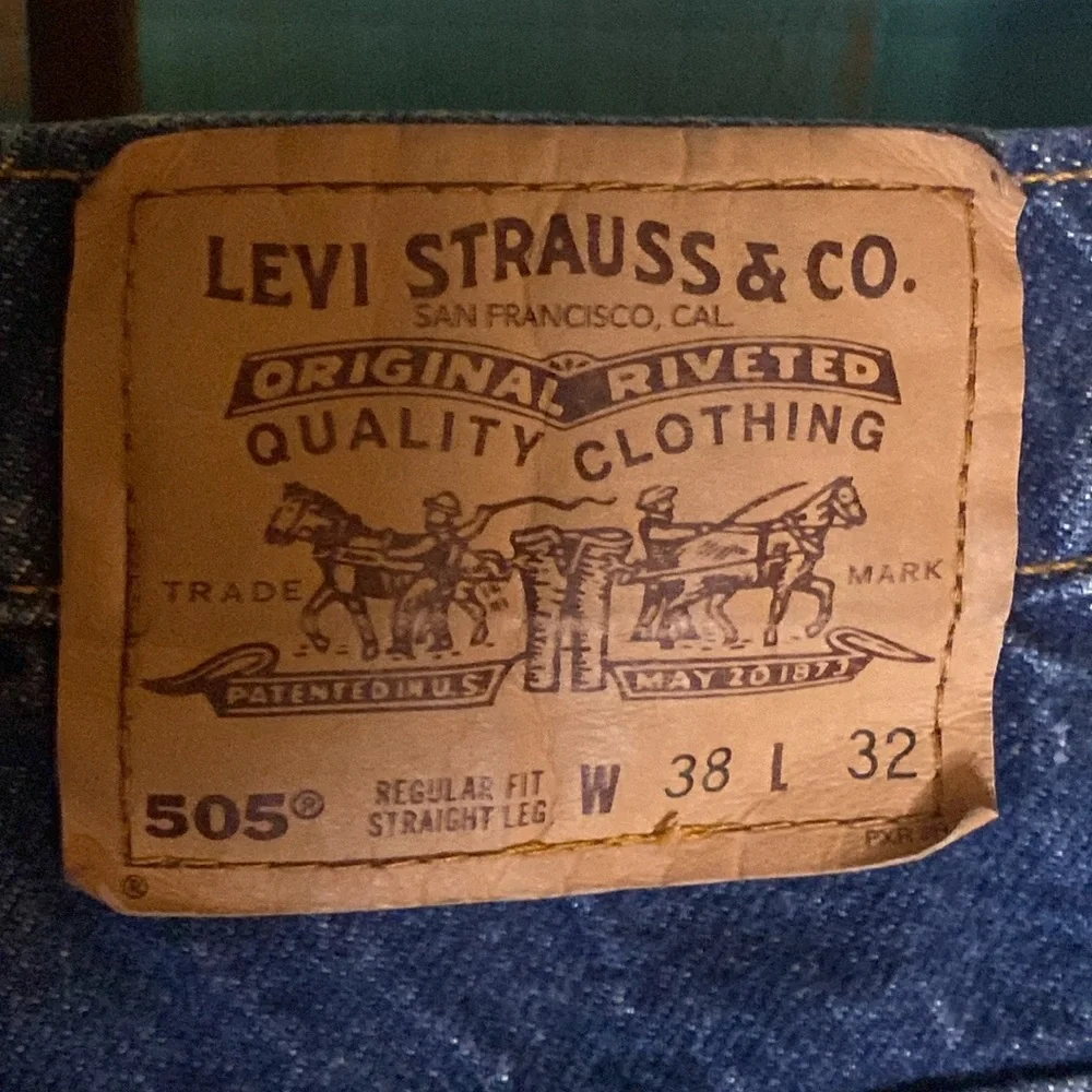 Vintage 90s Levi’s 505 orange tab jeans size 37x32 (tag says 38x32) October 1993